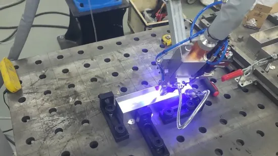 CNC Laser Welders New Type 1000W 1500W 2000W 3000W Portable 3 in 1 Handheld Laser Cutting Cleaning Welding